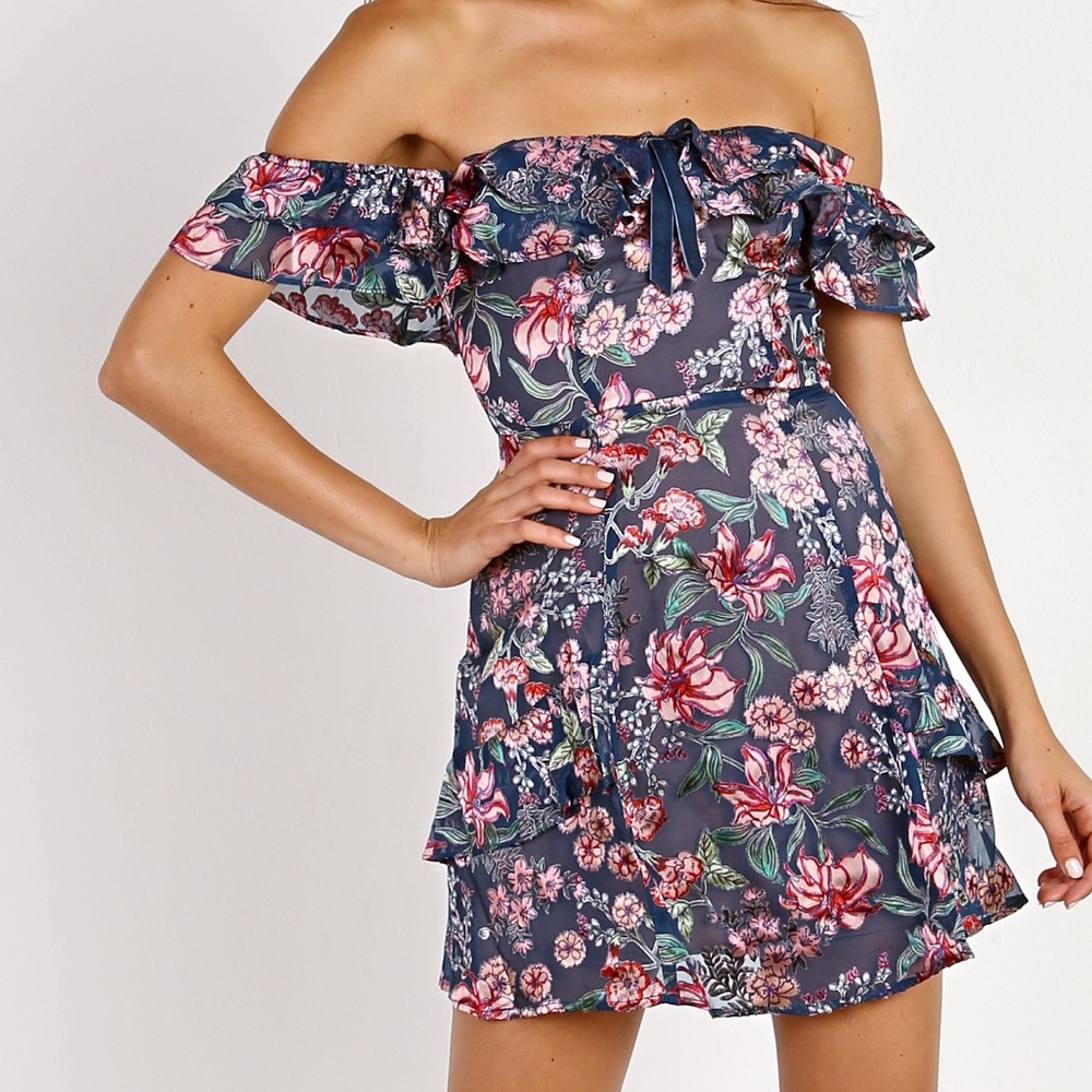 For love and lemons flora dress